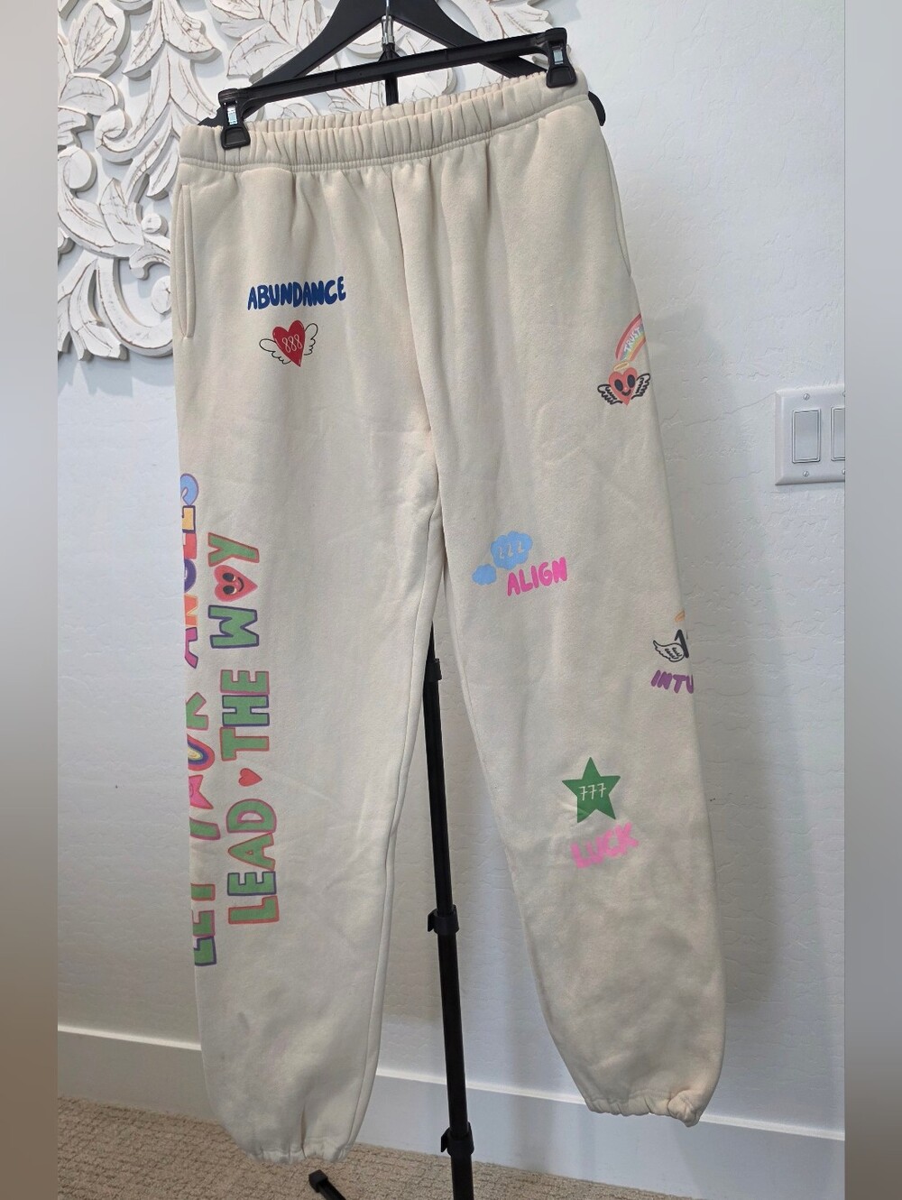 Mayfair Angels Oversized Cozy Sweatpants Cream & Multi Graphics Women's Sz M/L